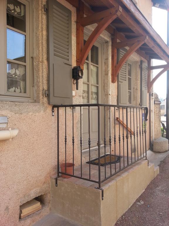 Relais St Jacques - Roanne Acomodação com café da manhã Saint-Haon-le-Châtel Exterior foto